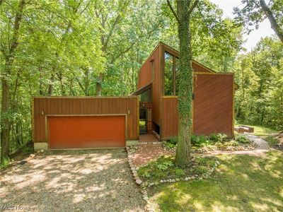 5229 Arlington Rd, North Canton, OH, 44720