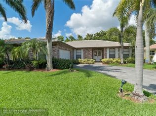 2426 NW 118th Ter, Coral Springs, FL 33065