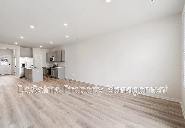 431 Alcott Way — Photo 17