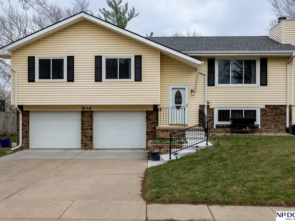816 W Godfrey Dr, Lincoln, NE 68521