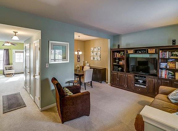 3rd image of 8609 Millstream Dr Unit 8609