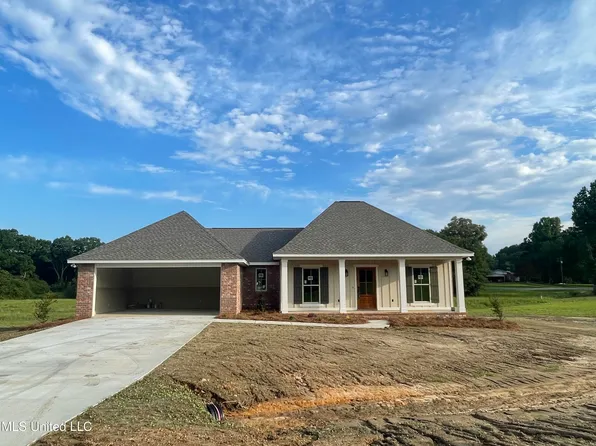 6 Stephens Ln, Sumrall, MS 39482