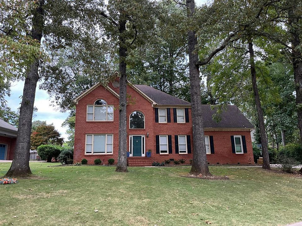 1st image of 111 Sugar Leaf Ct