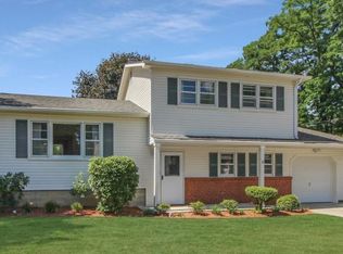 100 Mountain View Dr, Hackettstown, NJ 07840