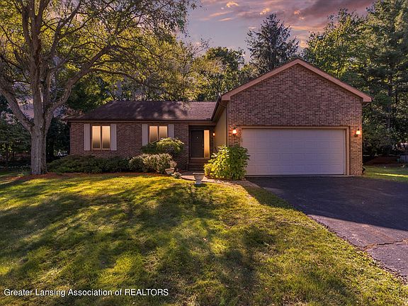 2nd image of 5259 Bear Lake Dr