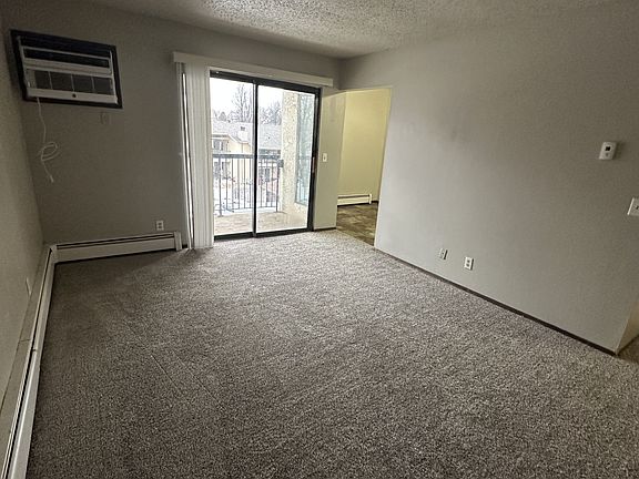 4th image of 103 W Bismarck Expy APT 31