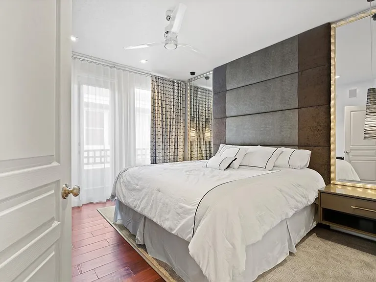 15221 N Clubgate Dr #2062 — Photo 13