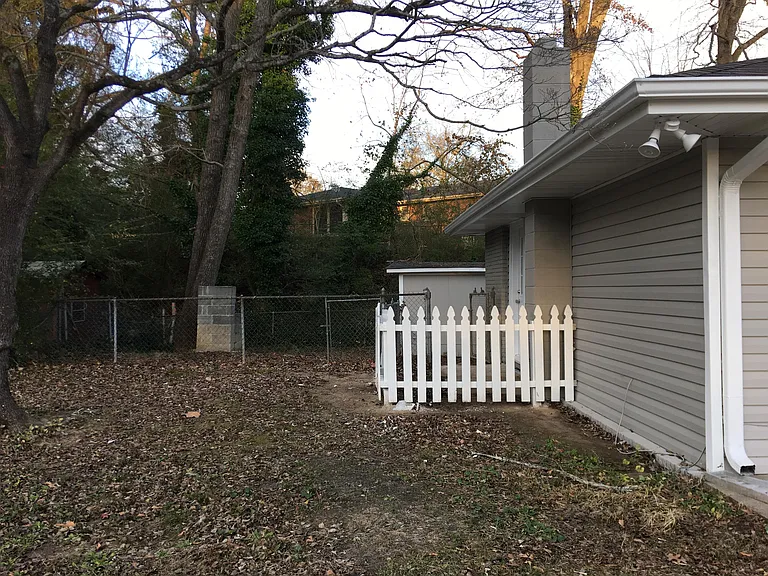 183 N 5th Ave — Photo 12