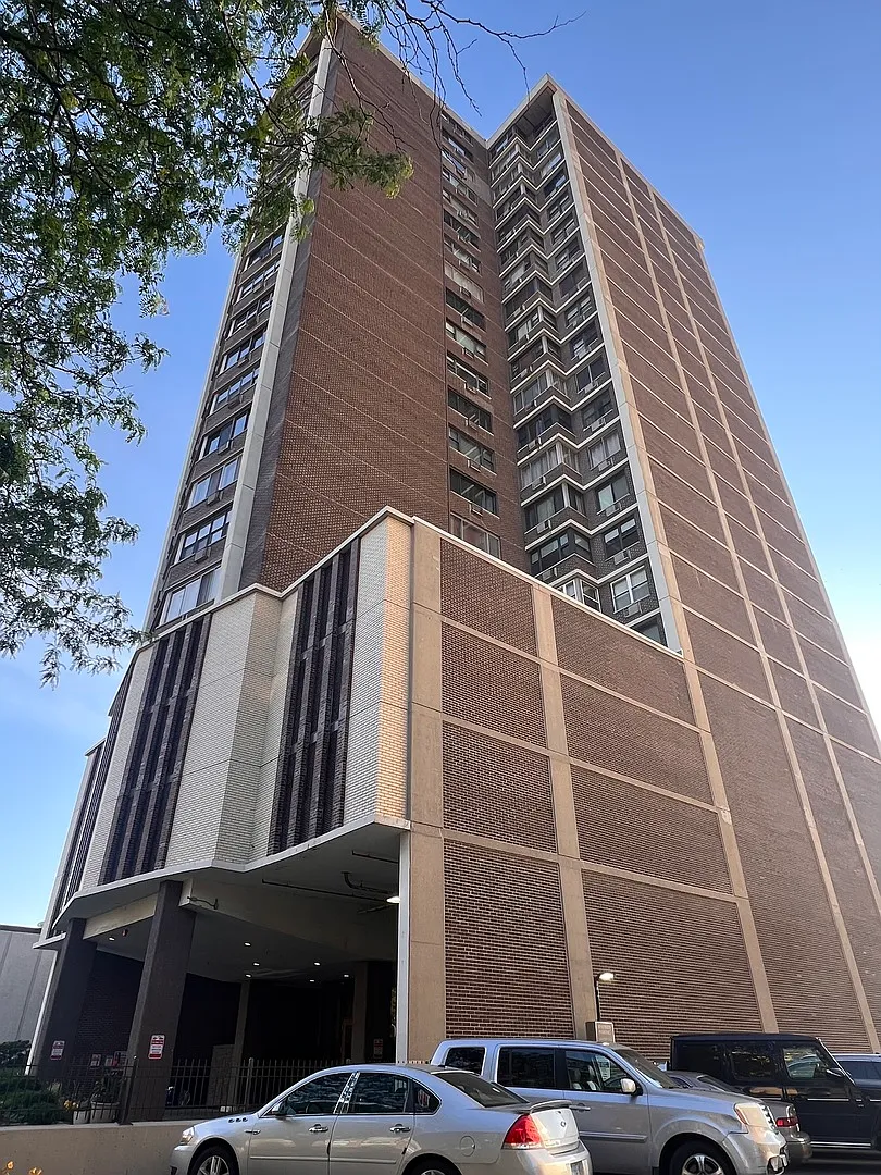 1 bed, 800 sqft, $2,125 — Photo 1