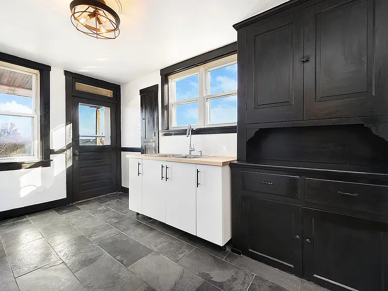 209 Mary St #2 — Photo 6