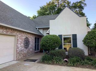 738 Versailles Dr, Ridgeland, MS 39157