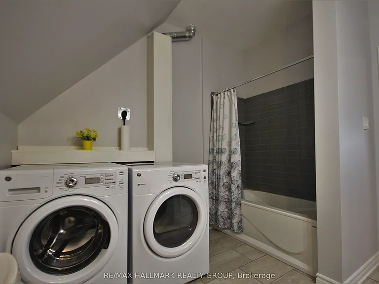 768 Usborne St #7 — Photo 19