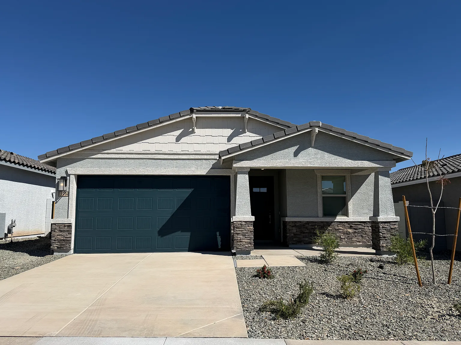 4 bed, 2049 sqft, $2,295 — Photo 1