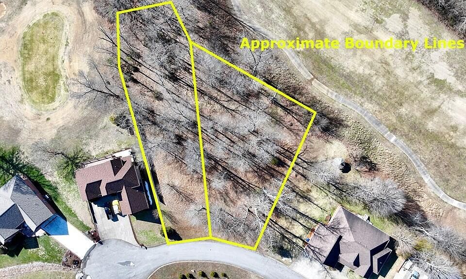 1st image of 326 Cayuga Dr