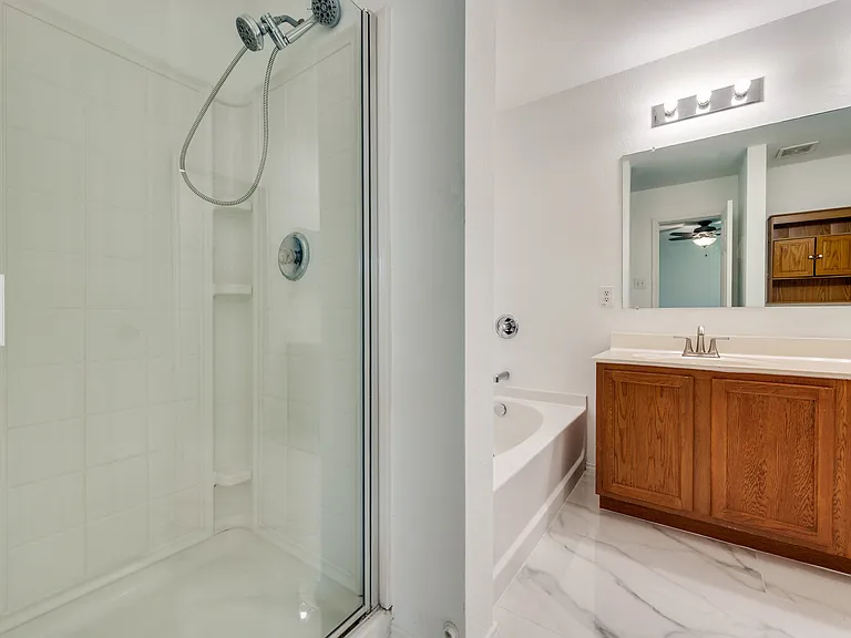 12841 Serenity Dr — Photo 22