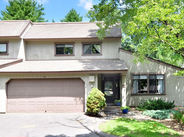 16 Applewood Ln UNIT 16