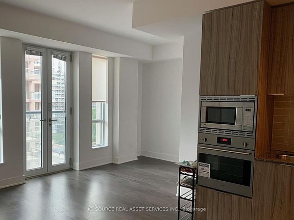 5th image of 955 Bay St #611