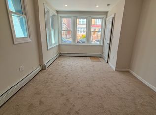 6088 60th Ave #1, Maspeth, NY 11378