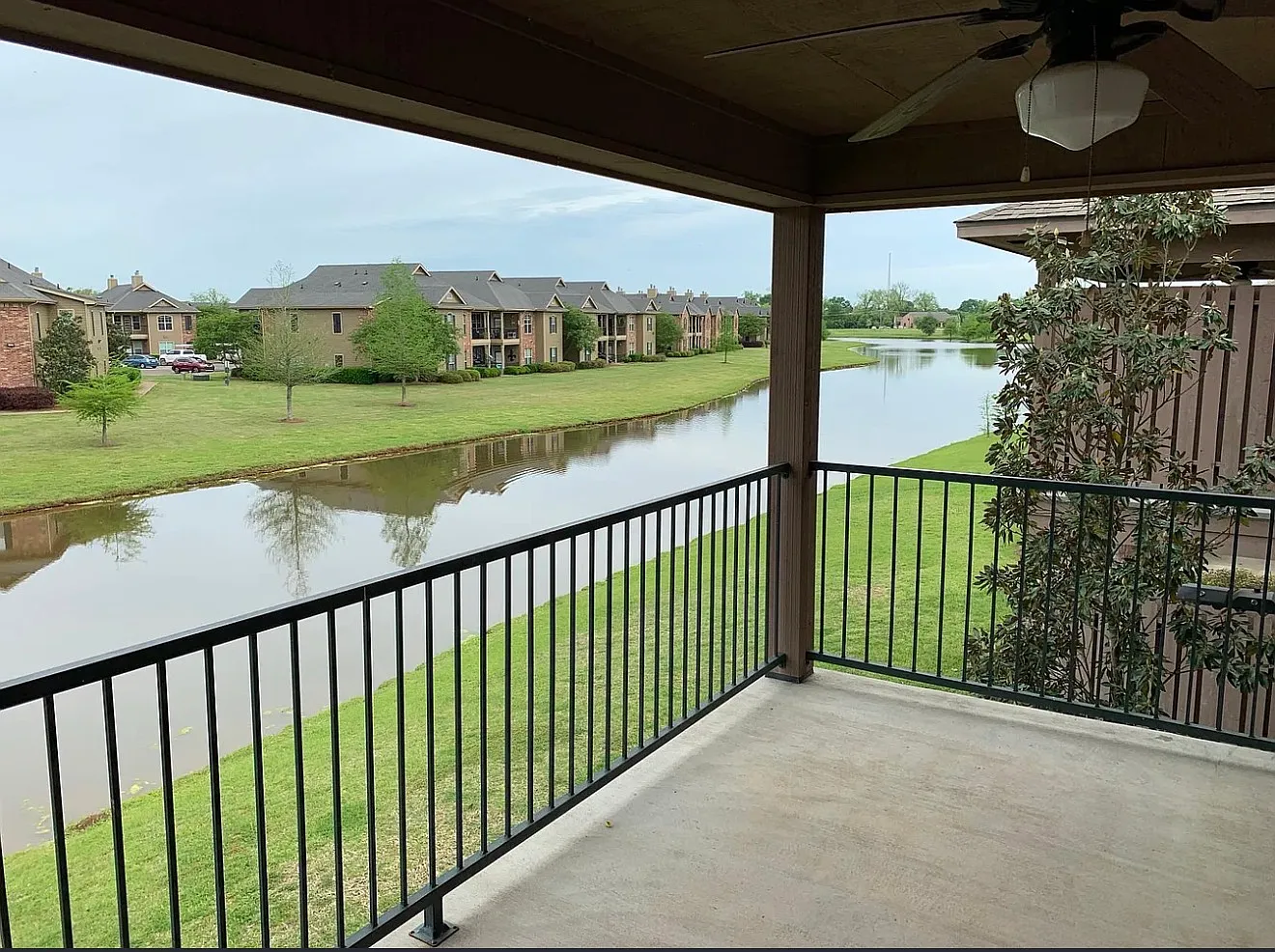 2 bed, 1500 sqft, $1,600 — Photo 3