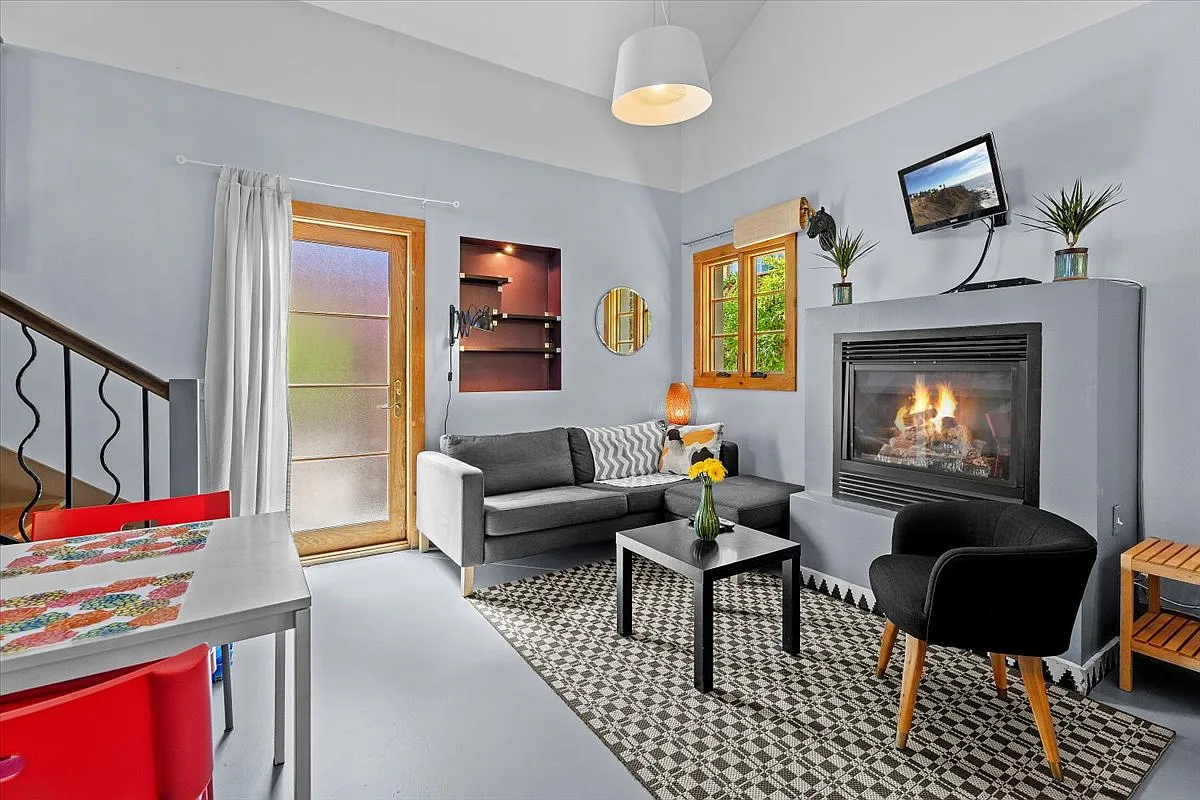 1 bed, $4,000 — Photo 2