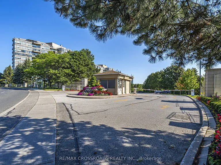 10 Guildwood Pkwy #1132 — Photo 6