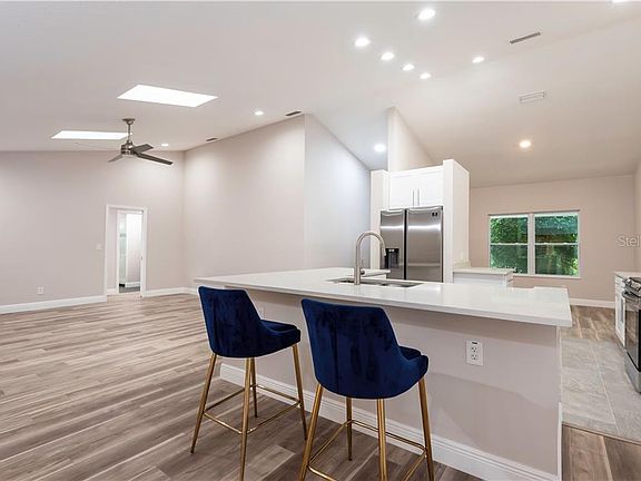 5th image of 8646 Vista Pine Ct #1