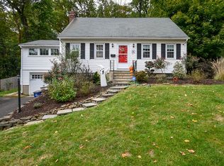 41 Twin Falls Rd, Berkeley Heights, NJ 07922
