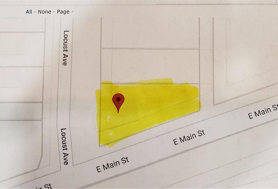2nd image of 605 Locust Ave