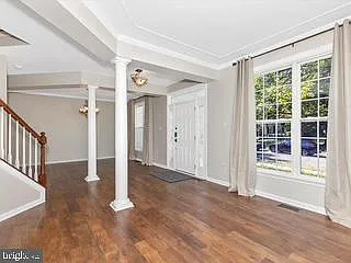4 bed, 3.5 bath, 3858 sqft, $4,198 — Photo 3