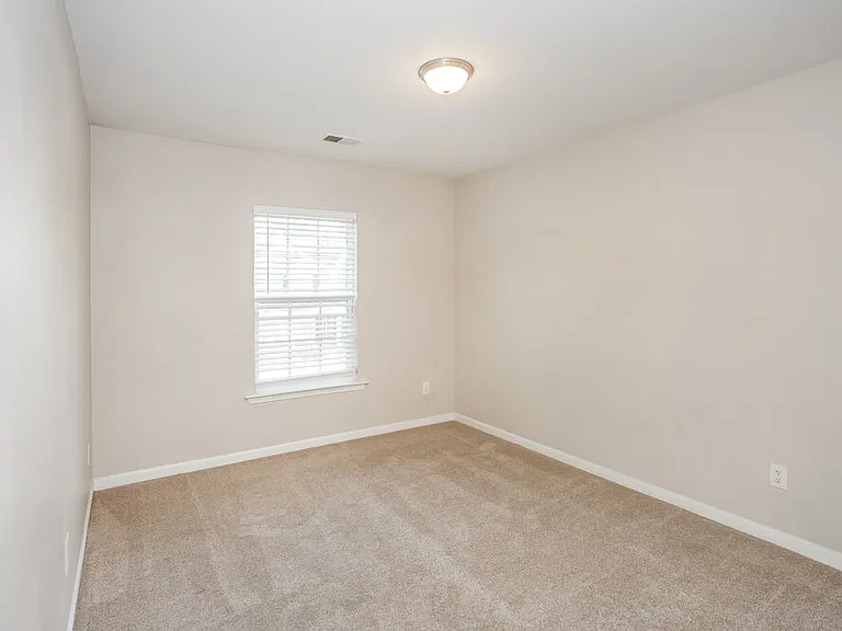 5104 Abercromby St — Photo 15