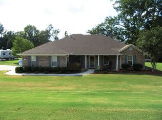 9 Mayville Ln, Decatur, AL 35603