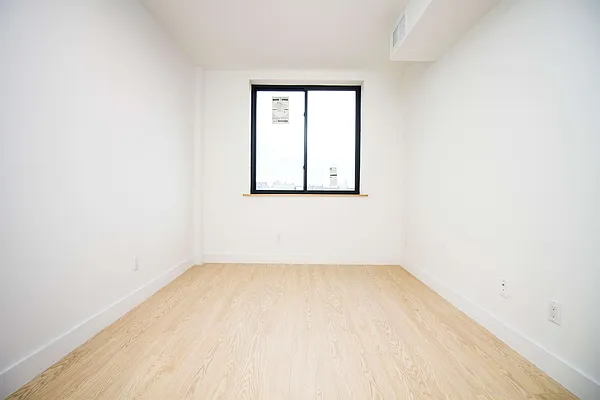 Rented by Nooklyn NYC LLC | media 11
