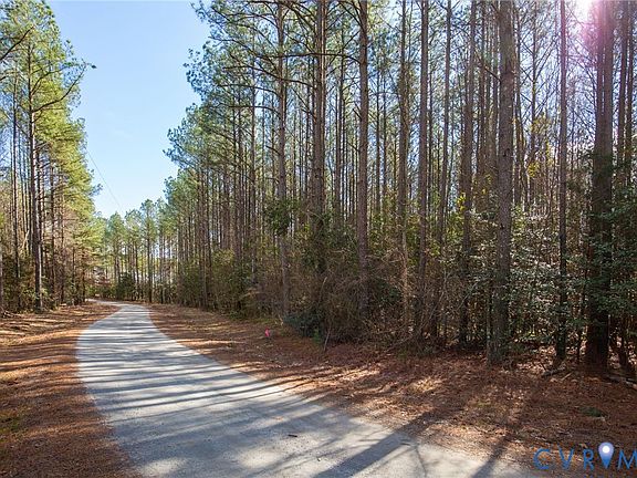 3rd image of 3195 Piney Slope Ln