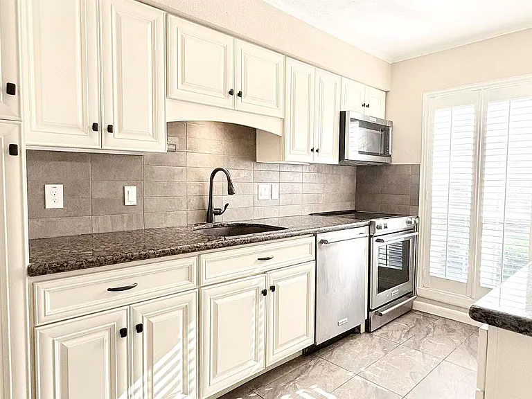 12743 Huntingwick Dr #149 — Photo 2