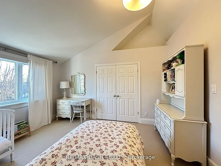 24 Berkshire Ave — Photo 32