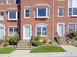 55 Breakwater Dr UNIT 55, Chelsea, MA 02150