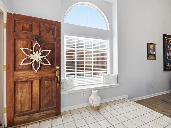 3rd image of 6605 Stephan Ridge Dr