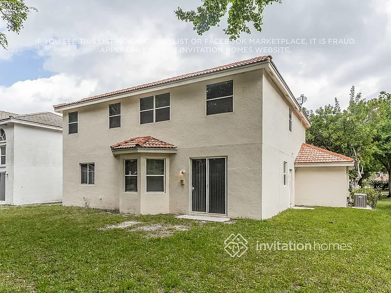 7729 Cedar Hurst Ct — Photo 19