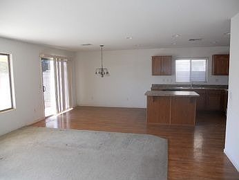 2nd image of 3919 E Stratford Pl