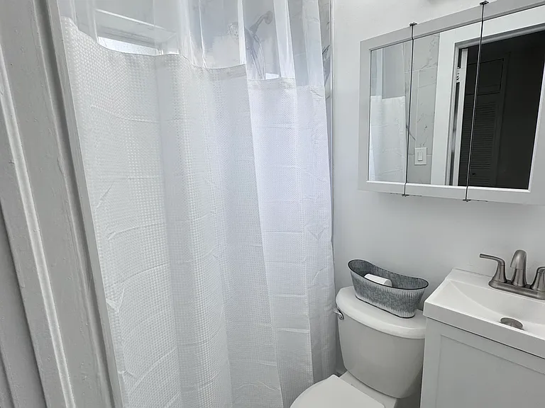 1030 Superior St #2 — Photo 8