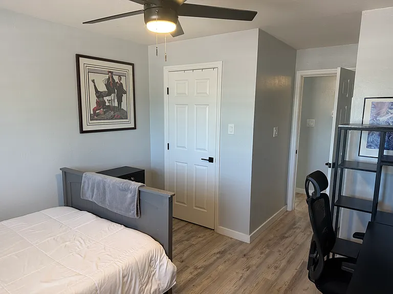 809 W Elna Rae St — Photo 17