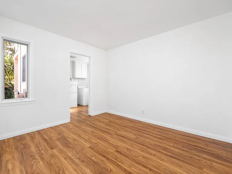 732 Bison Ave — Photo 13