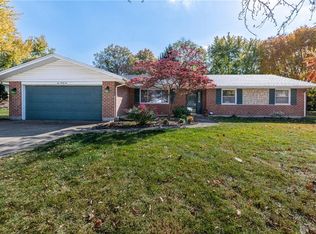 1032 Hyde Park Dr, Dayton, OH 45429
