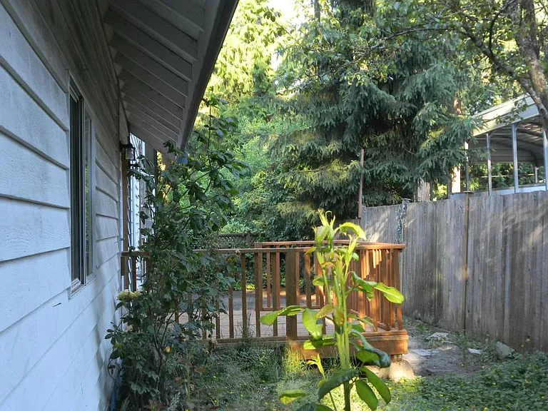 15205 Dayton Ave N — Photo 7