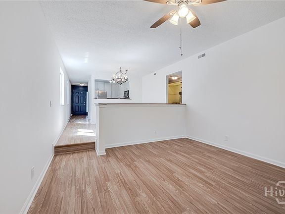 5th image of 102 Oyster Shell Road #C-11