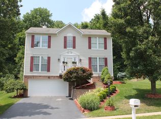 307 Shady Glen Dr, Coraopolis, PA