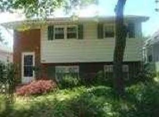2188 Manatee St, Ferndale, MI 48220