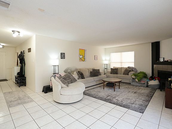 5th image of 7697 Aspen Park Dr