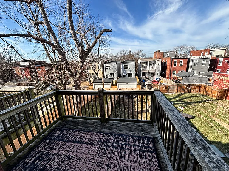 2253 Indiana Ave — Photo 56