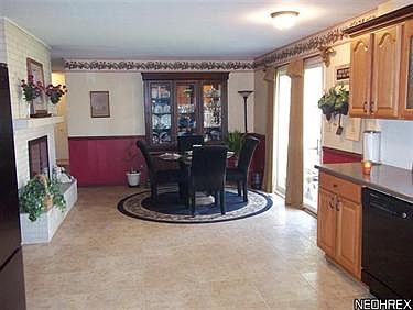 3rd image of 346 Morgan Ct